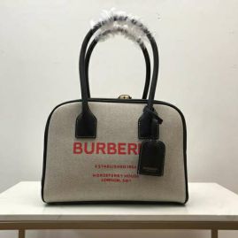 Picture of Burberry Lady Handbags _SKUfw110372945fw